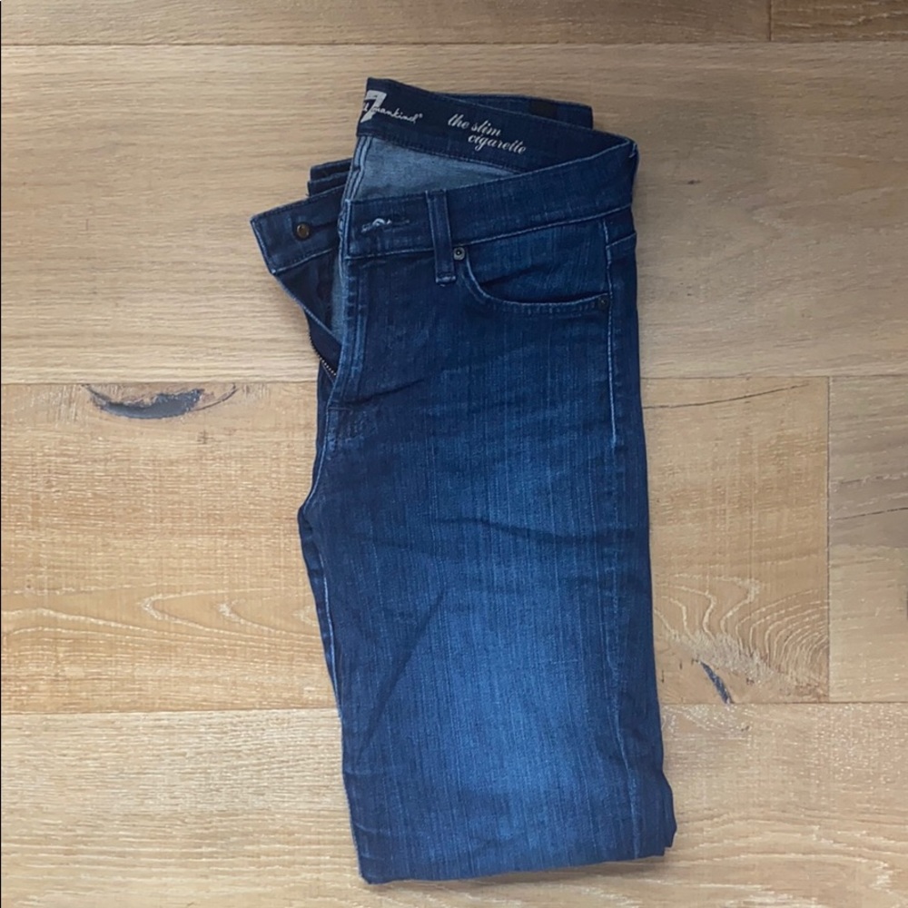 Gently worn slim cigarette 7 for all mankind